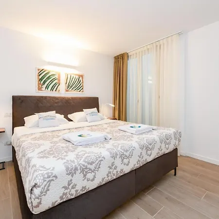 Apartman Caesar Luxury D8 Sirmione
